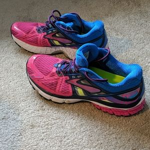 Brooks Ravenna 6 Running Shoes
